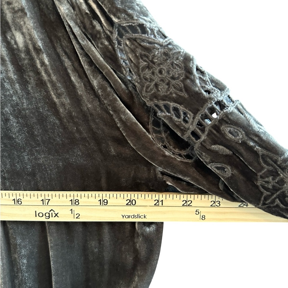 Johnny Was Love Duster Velvet Long Kimono Embroidered Gray M Whimsigoth READ - Picture 8 of 15